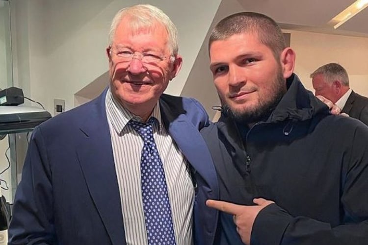 Bikin Ngakak! Khabib Nurmagomedov Nyaris Ngamuk di Old Trafford Gegara Sir Alex Ferguson