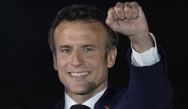 Mantan Presiden Prancis: Kekuasaan Macron sudah Tamat