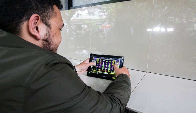 Parah! 15.033 Penerima Bansos di Jakarta Main Judol, Transaksi Tembus Rp67 Miliar