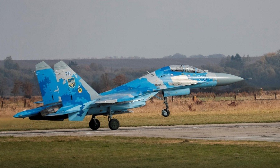 Ngamuk, Rusia Hancurkan 5 Jet Tempur Su-27 Ukraina di Lanud Myrhorod