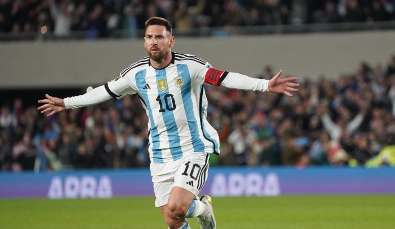 Lionel Messi Mainkan Laga Terakhir Kualifikasi Piala Dunia, Buru Rekor Baru di Monumental