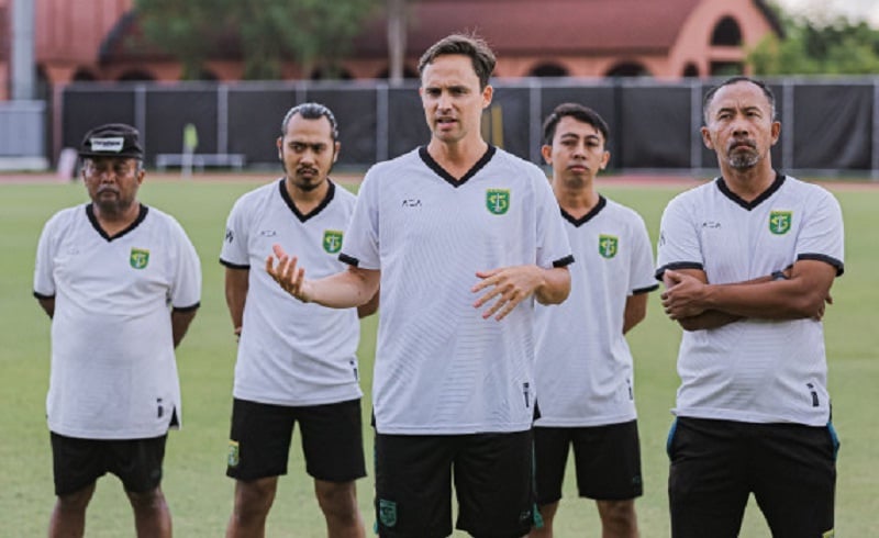 Paul Munster Siapkan Taktik Khusus usai 2 Pemain Muda Persebaya Dipanggil Timnas Indonesia