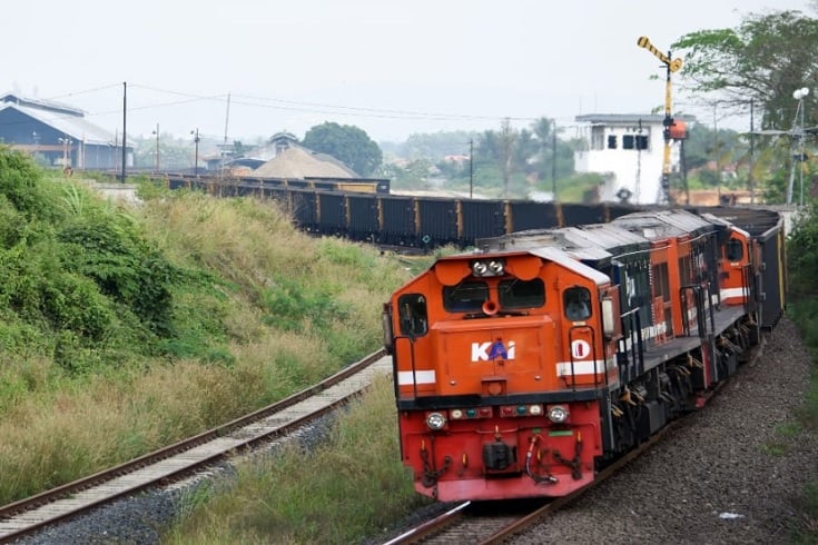 KAI Terima 14 Lokomotif Baru dari AS, Perkuat Angkutan Barang di Sumatera