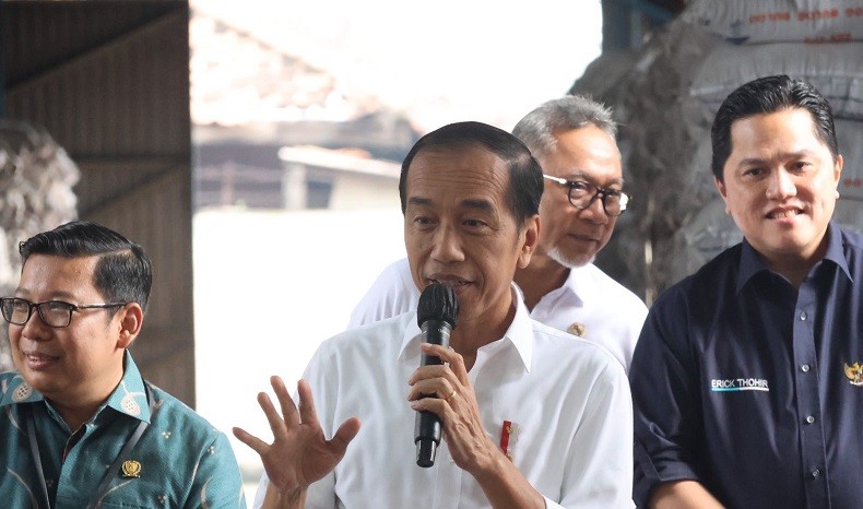 Jokowi Ucapkan Selamat Hari Bhayangkara ke-78: Layani Masyarakat Sepenuh Hati