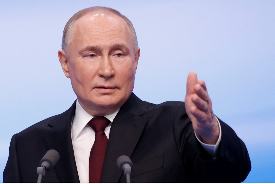 Putin: Rusia Siap Bantu Iran Selidiki Penyebab Kecelakaan Heli Presiden Ebrahim Raisi