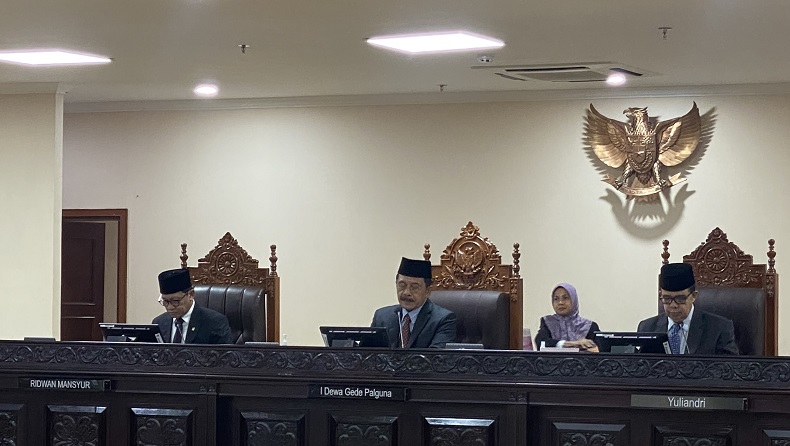 MKMK Putuskan Hakim Konstitusi Guntur Hamzah Tak Terbukti Langgar Etik