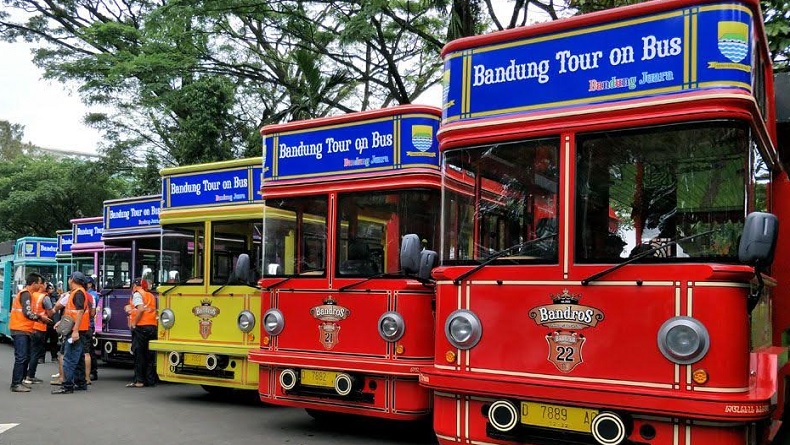 BFV Akhir Pekan, Pemkot Bandung Siapkan Rute Khusus Bus Bandros Jemput Wisatawan