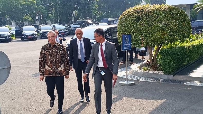 CEO Microsoft Satya Nadella Temui Presiden Jokowi di Istana Negara