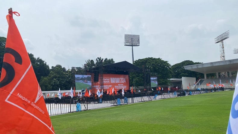Persiapan May Day Fiesta di Stadion Madya GBK, Panggung Hiburan Disediakan