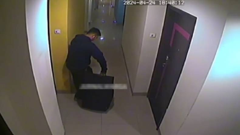 Detik-detik Pembunuhan Wanita dalam Koper Terekam CCTV, Pelaku Masuk Hotel bareng Korban
