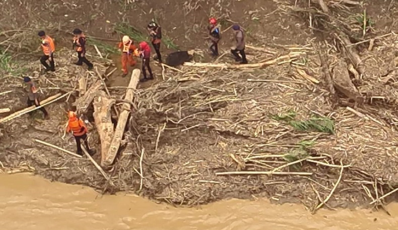Update Banjir-Longsor di Sulsel, BNPB: 13 Orang Meninggal Dunia