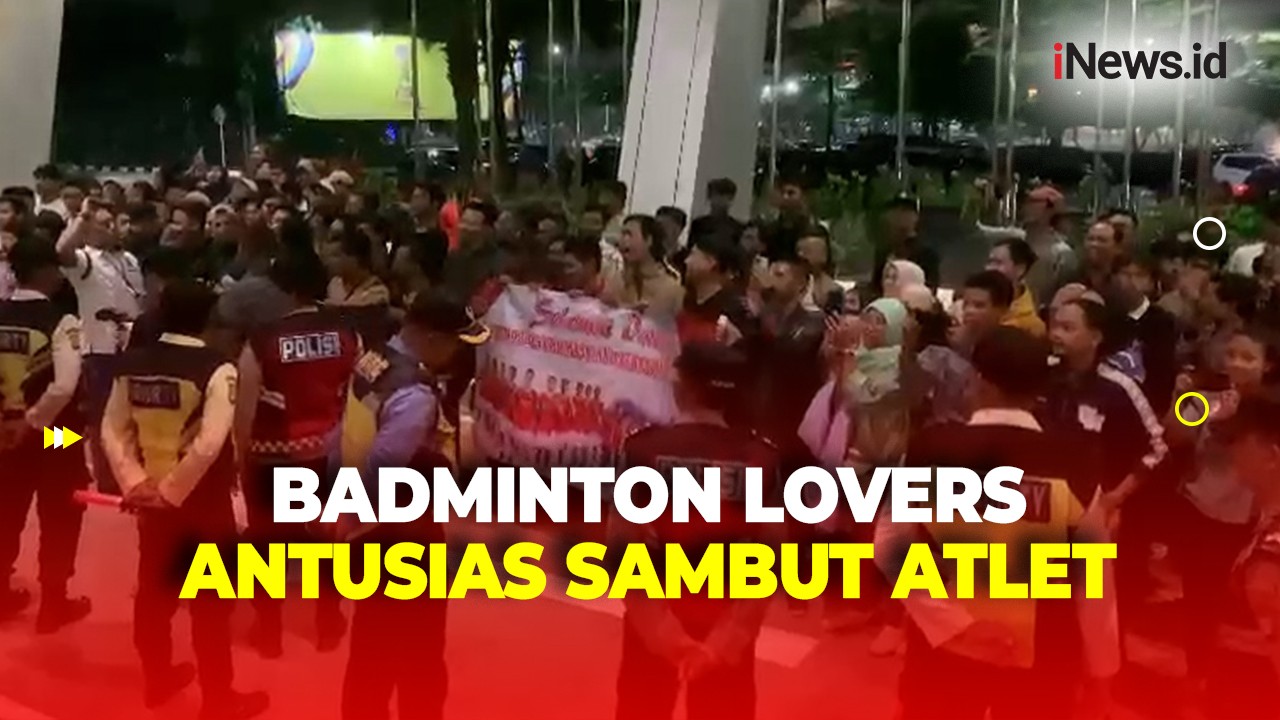 Badminton Lovers Tetap Bangga! Antusias Sambut Kedatangan Tim Thomas dan Uber