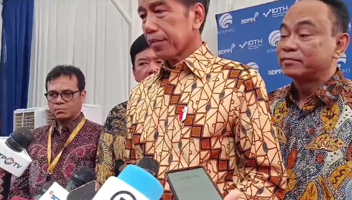 Jokowi Prihatin Barang Elektronik di RI Didominasi Impor: Defisit Perdagangan Lebih dari Rp30 Triliun!