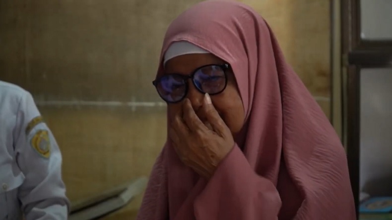 50 Tahun Menabung di Bawah Kasur, Niat Naik Haji Nenek Guru Mengaji di Baubau Tercapai