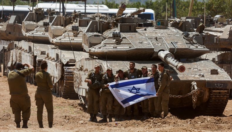 Makin Mencekam! Tank-Tank Israel Kepung Bagian Timur Rafah