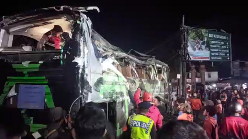 KNKT Kumpulkan Fakta Kecelakaan Bus SMK Lingga Kencana di Ciater Subang