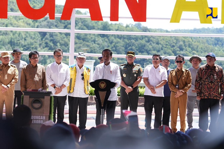 Presiden Jokowi Resmikan Bendungan Ameroro dan Penataan KSPN Wakatobi