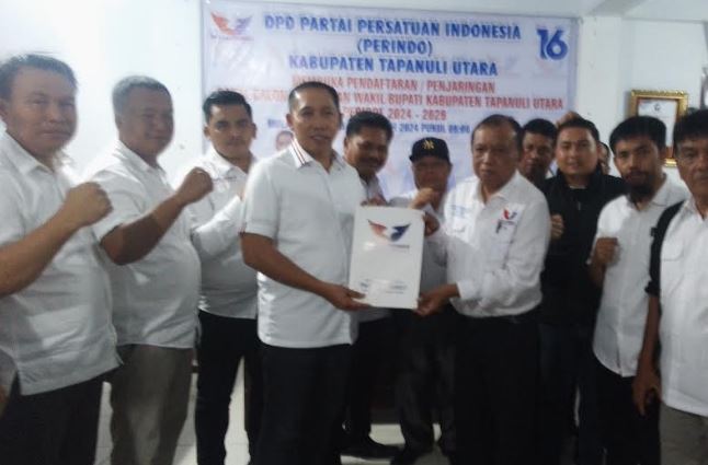 Anggota DPRD Sumut Jonius Taripar Daftar Calon Bupati Tapanuli Utara ke Perindo