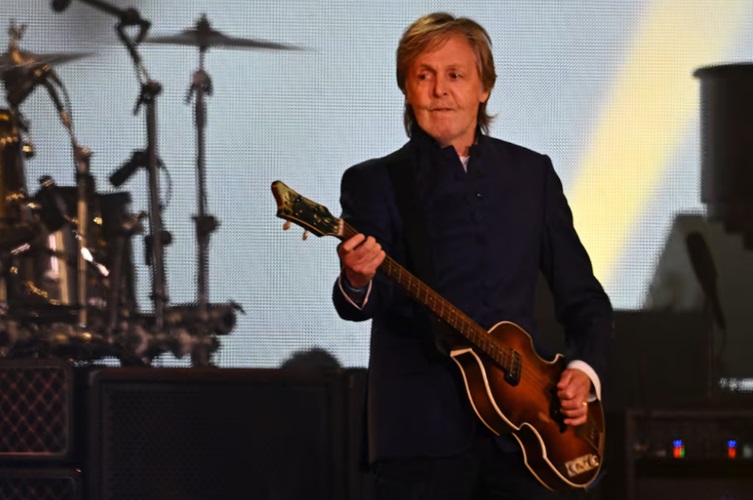Paul McCartney Jadi Musisi Miliarder Pertama di Inggris, Kekayaannya Tembus Rp20,75 Triliun