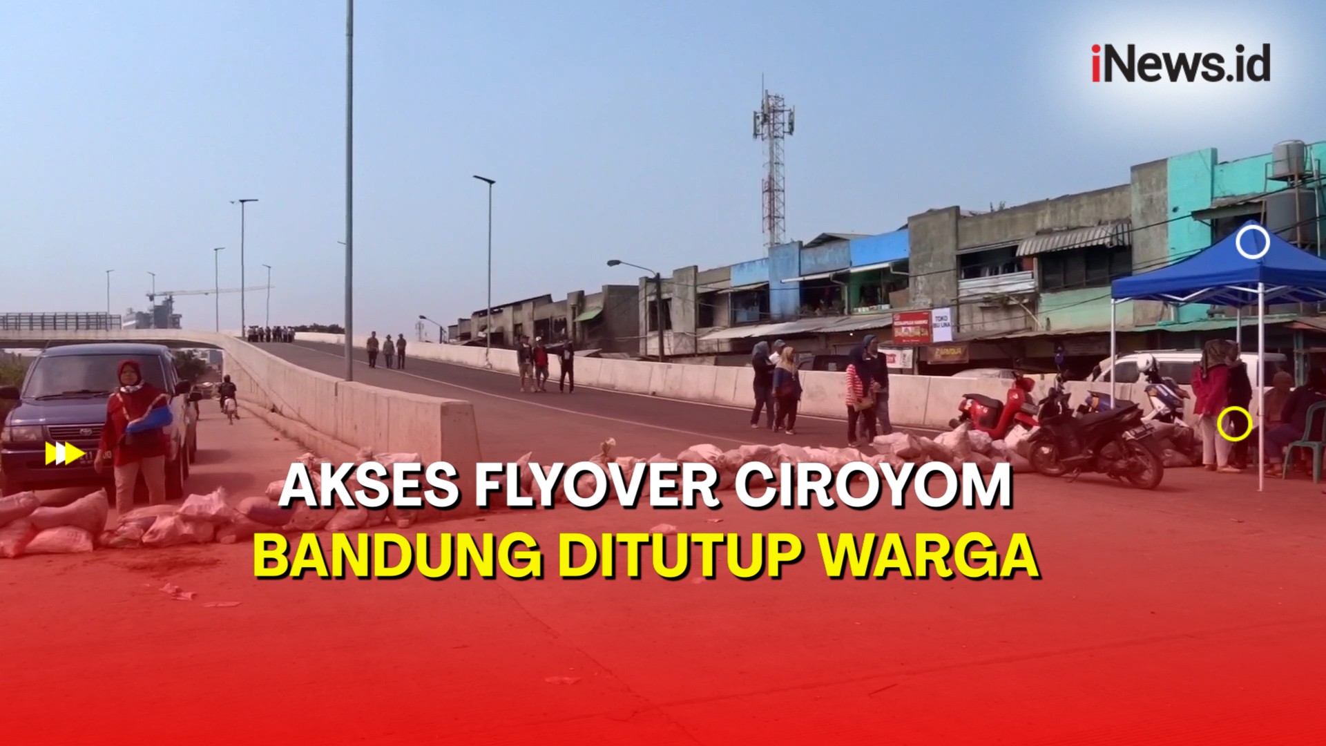 Akses Flyover Ciroyom Bandung Ditutup Warga, Polisi Sebut Belum Dibuka untuk Umum 
