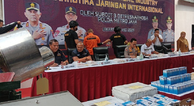 Home Industry Obat Keras Ilegal di Bogor Dibongkar, Distribusi hingga Kalimantan