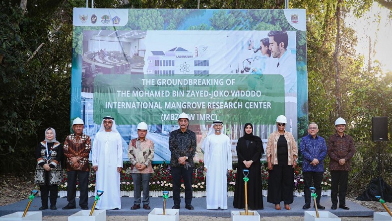 UEA-Indonesia Bangun Pusat Penelitian Mangrove MBZ-Jokowi di Bali