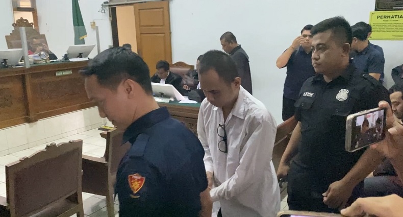 Panca Pembunuh 4 Anak Kandung Jalani Sidang Perdana di PN Jaksel
