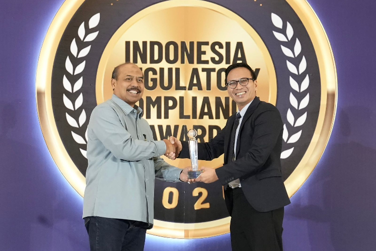 Komitmen Patuh Hukum, Pegadaian Raih Indonesia Regulatory Compliance Awards 2024