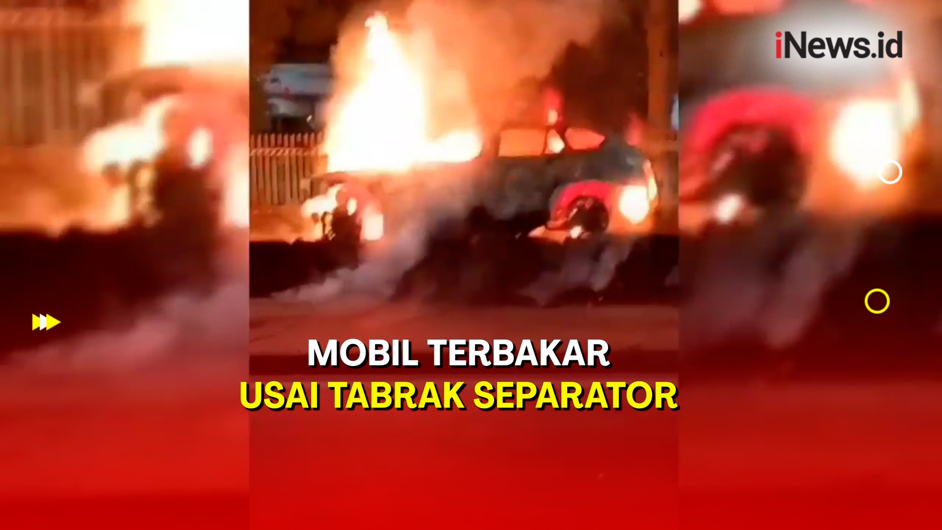 Mobil Terbakar Usai Tabrak Separator Bus Transjakarta di Penjaringan