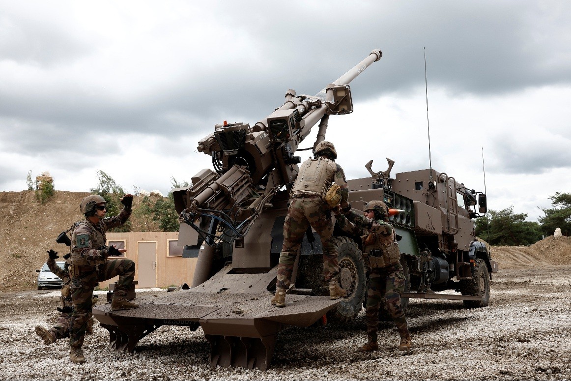 Menjauh dari Rusia, Armenia Bakal Diperkuat Howitzer CAESAR Prancis