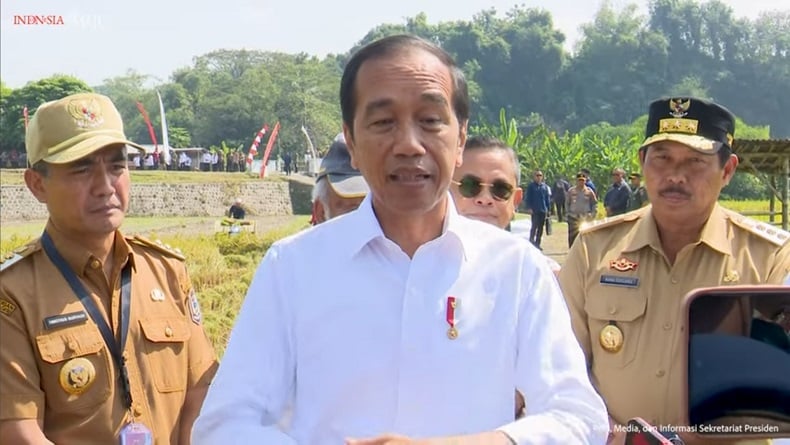 Jokowi Ungkap Belum Ada Arahan darinya soal Korban Judi Online Dapat Bansos