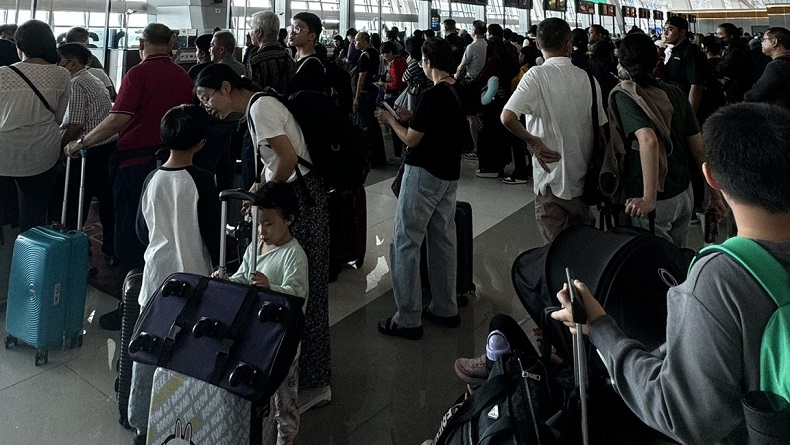 Viral Sistem Imigrasi di Bandara Soetta Down, Ini Penjelasan Ditjen Imigrasi
