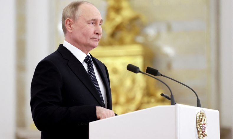 Putin: Rusia Akan Terus Kembangkan Senjata Nuklir