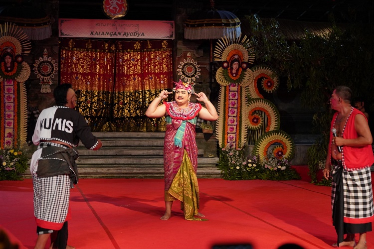Sanggar Seni Arsa Wijaya Tampilkan Cihnaning Wetu di Utsawa Drama Gong Tradisi