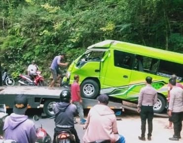 Kronologi Kecelakaan Minibus Terguling di Bantul, Diduga karena Rem Blong