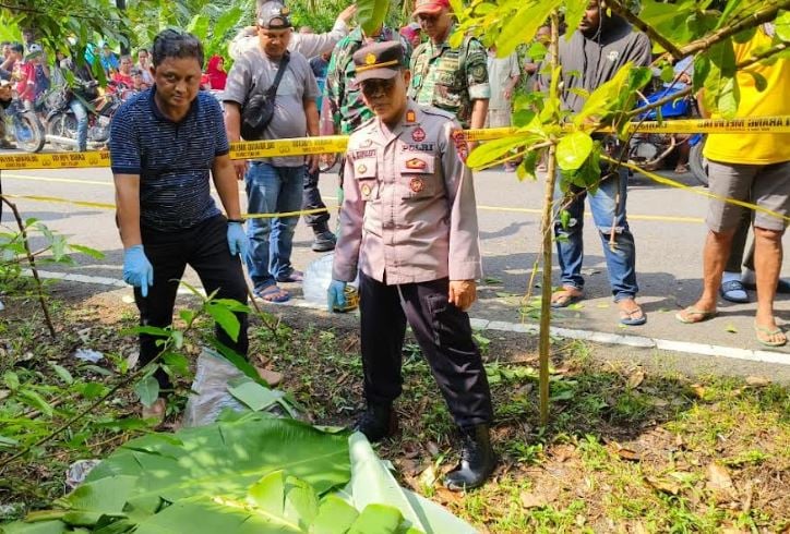 Ngeri! Mayat Pria Termutilasi Ditemukan di Pinggir Jalan Cibalong Garut