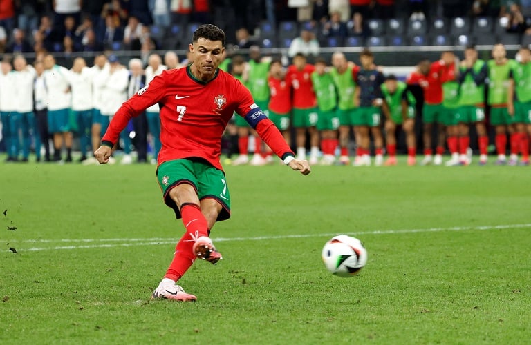 Cristiano Ronaldo Ukir Rekor Manis dan Pahit usai Antar Portugal ke Perempat Final Euro 2024