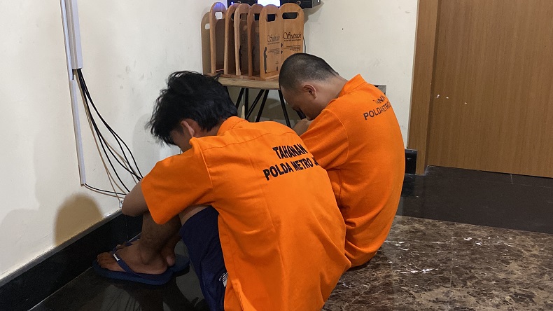 Penampakan 2 Jambret Viral CFD Sudirman, Tertunduk Lesu Pakai Baju Tahanan
