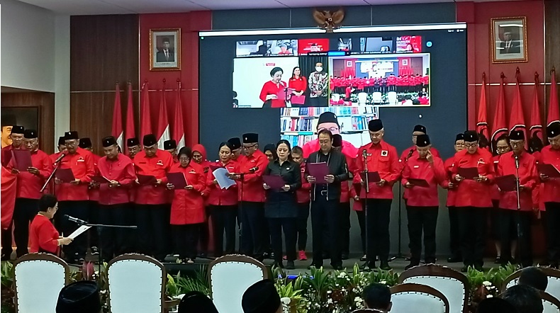 Megawati Lantik Pengurus DPP PDIP, Ganjar dan Ahok Jadi Ketua