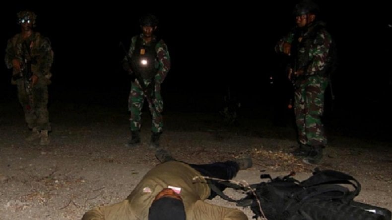 Cepat dan Senyap, Prajurit Marinir TNI AL Kejutkan Musuh di Malam Hari