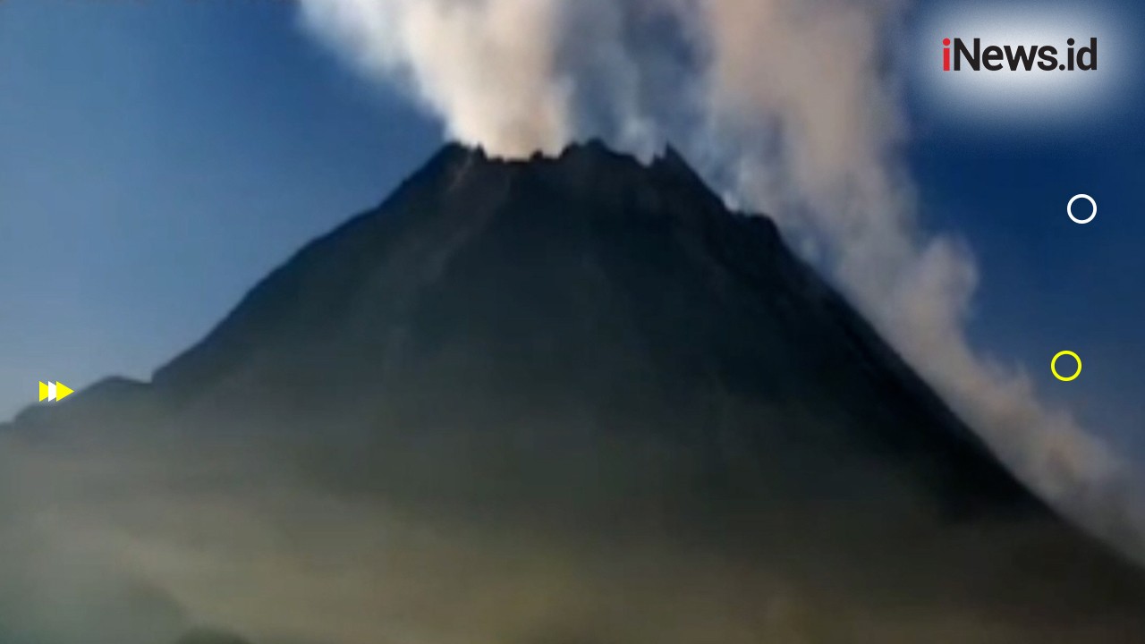 Gunung Merapi Erupsi Muntahkan Awan Panas Sejauh 1.000 Meter