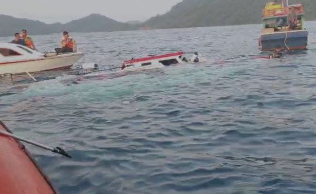 KM Samarinda Angkut 40 Orang Tenggelam di Perairan Anambas, 3 Tewas 1 Kritis