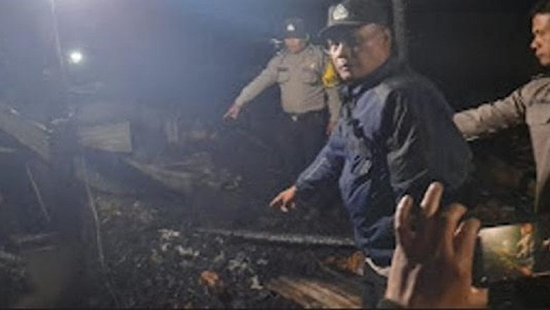 Kebakaran 8 Rumah di Karo, Sepasang Lansia Tewas Terjebak Kobaran Api