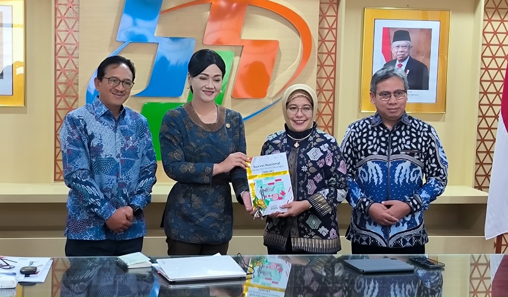 Hasil Survei: Indeks Inklusi Keuangan RI 75,02 Persen dan Literasi Keuangan 65,43 Persen