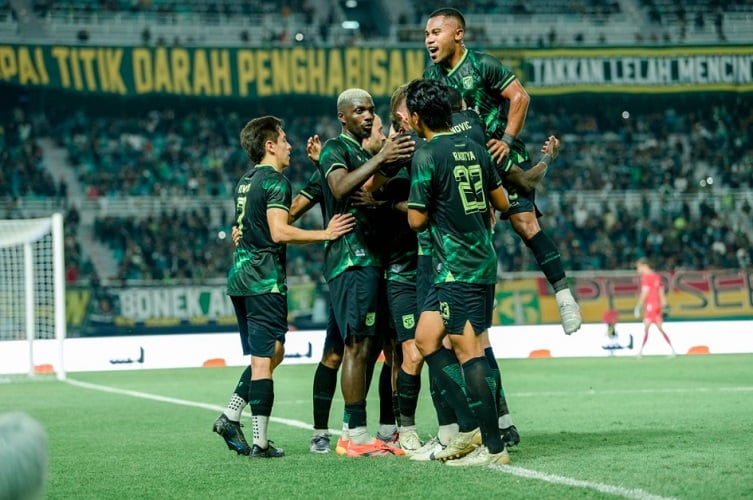 Hasil Liga 1: Malik Risaldi Brace, Persebaya Comeback Hajar Persis