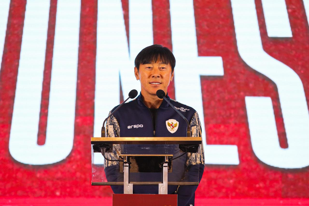 Shin Tae-yong Berterima Kasih ke PSSI usai Disediakan Pesawat Carter dari Bahrain ke China