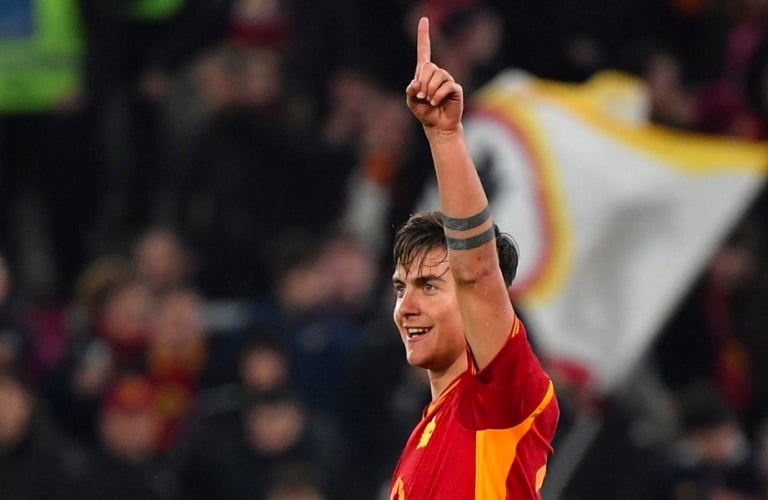 Paulo Dybala Buka Peluang Main di Premier League, AS Roma Ketar-ketir