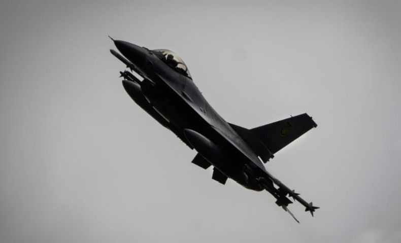 Jet Tempur F-16 Ukraina Jatuh Tertembak Rudal Sendiri, Pengamat: Saya Tak Terkejut