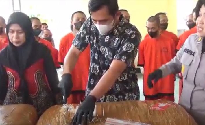 Polda DIY Bongkar Peredaran Ganja Jaringan Jogja-Aceh, 2 Tersangka Ditangkap