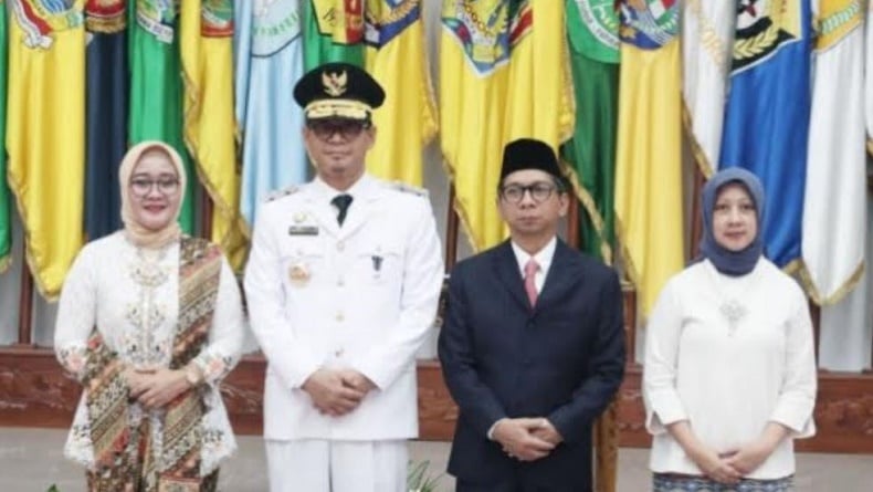 Mendagri Lantik Andriko Noto Susanto Jadi Pj Gubernur NTT, Gantikan Ayodhia Kalake